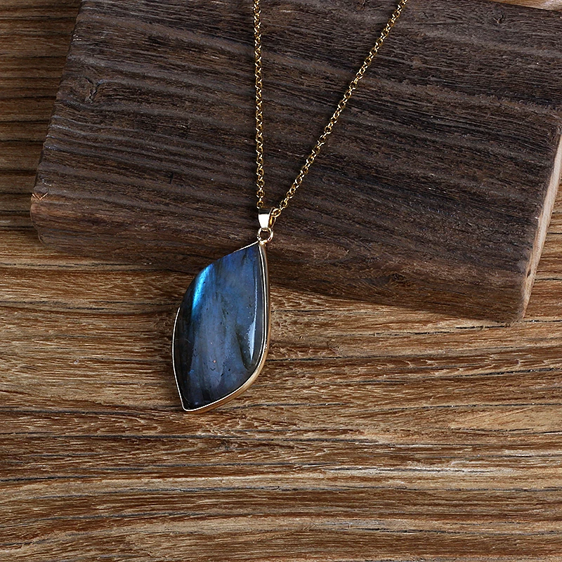 Natural Crystal Labradorite Pendant Necklaces Moonstone Sunstone Nature Stone Pendant Divination Spiritual Meditation Jewelry - Image 3