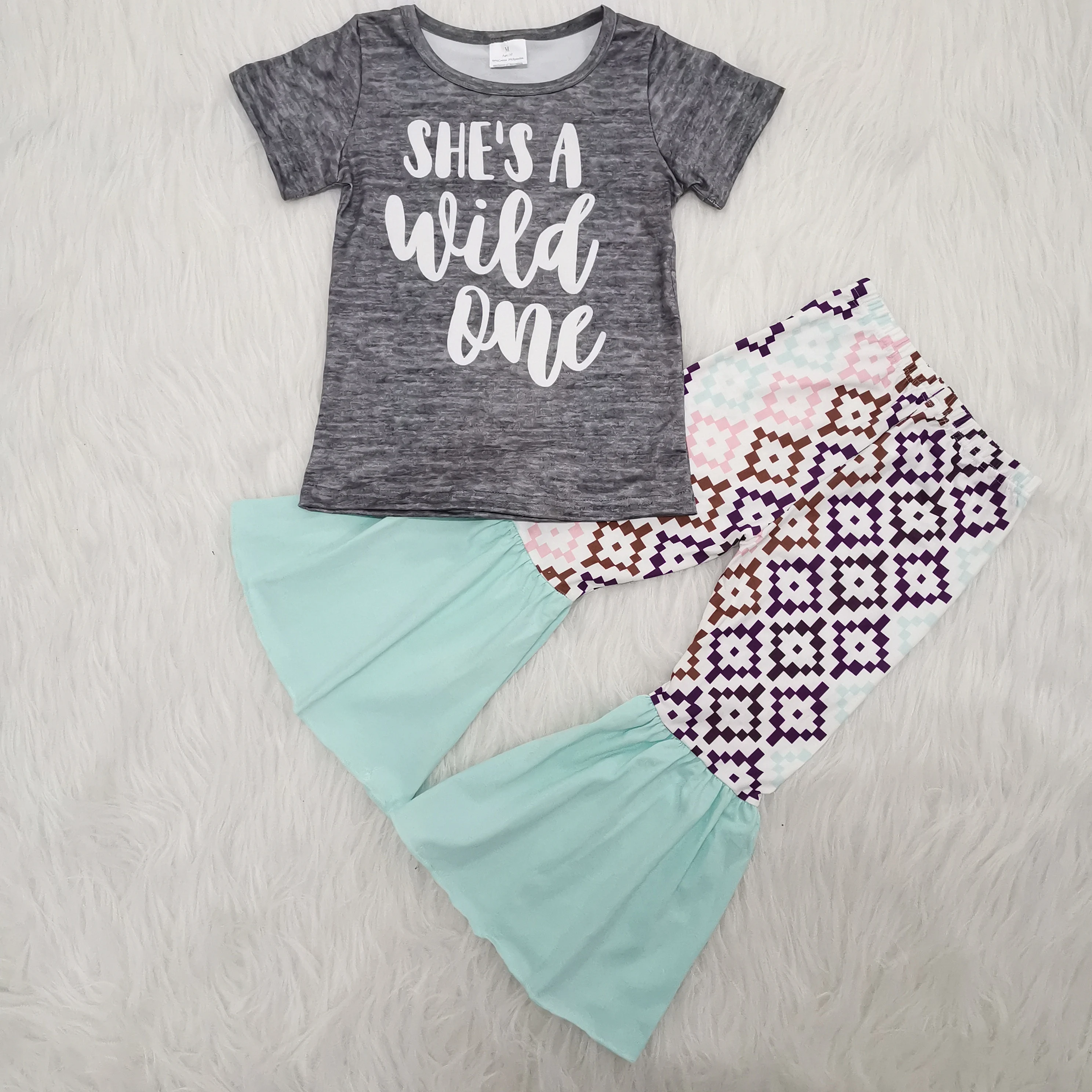 She's a wild one/ Модный весенний эксклюзивный комплект одежды для маленьких девочек, серая футболка с короткими рукавами и колокольчиком, нижняя Экипировка, детская одежда
