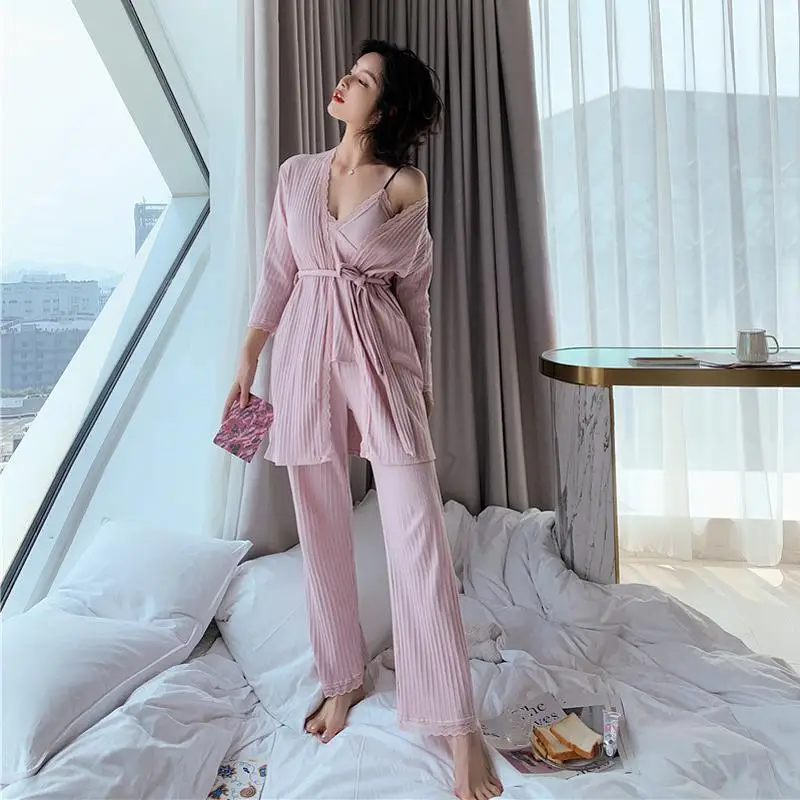 Sexy Female Robe Pajamas 3PC Strap Top Pants Suit Sleepwear Woman Home Wear Nightgown Sets Lady Kimono Bath Gown Nightdress - Цвет: Розовый