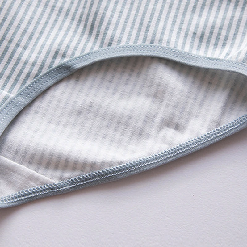 Мягкие дышащие простые однотонные трусики в полоску для женщин и девочек; удобное нижнее белье
