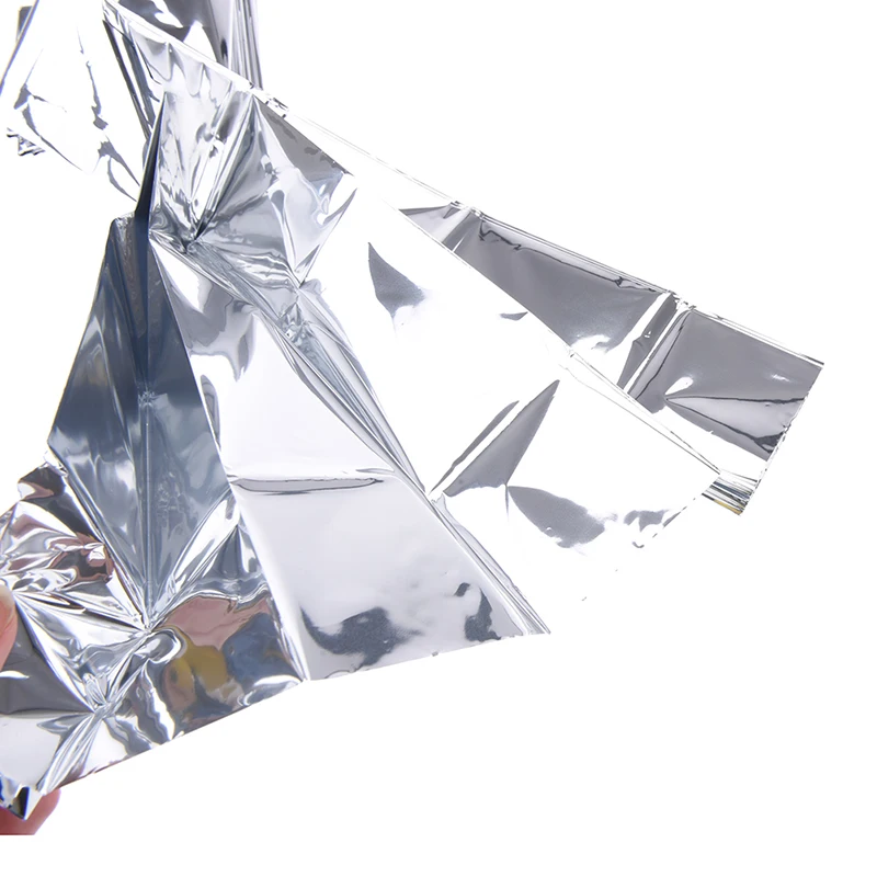 130x210cm Survival Emergency Mylar Waterproof Sleeping Bag Foil Thermal Blanket