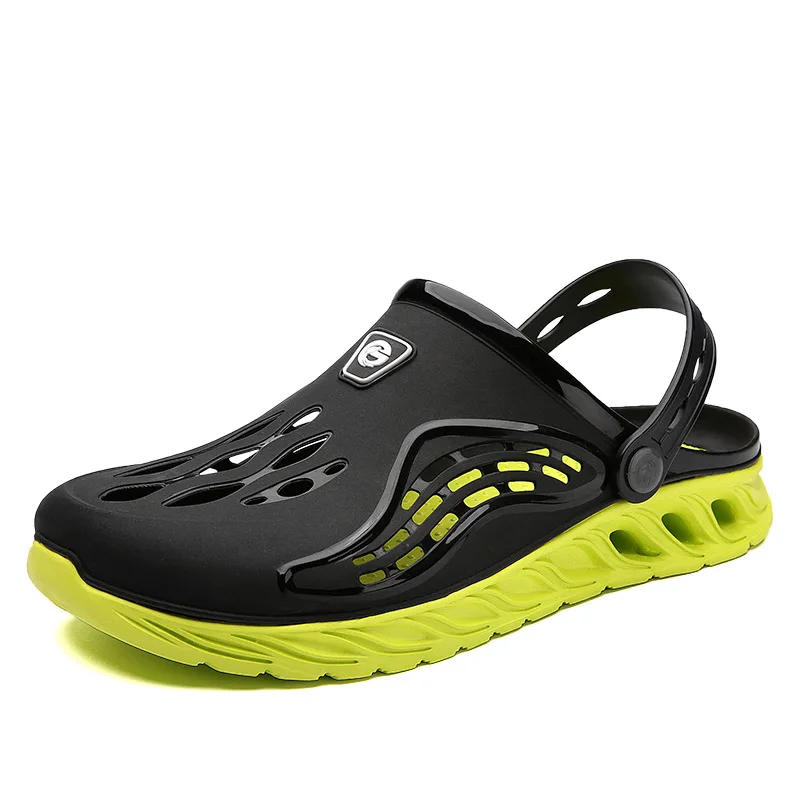 2021 Summer New Men Sandals Casual Slippers Clogs Men Outdoor Beach Shoes Fashion Sandals Male Water Shoe Comfortable Breathable