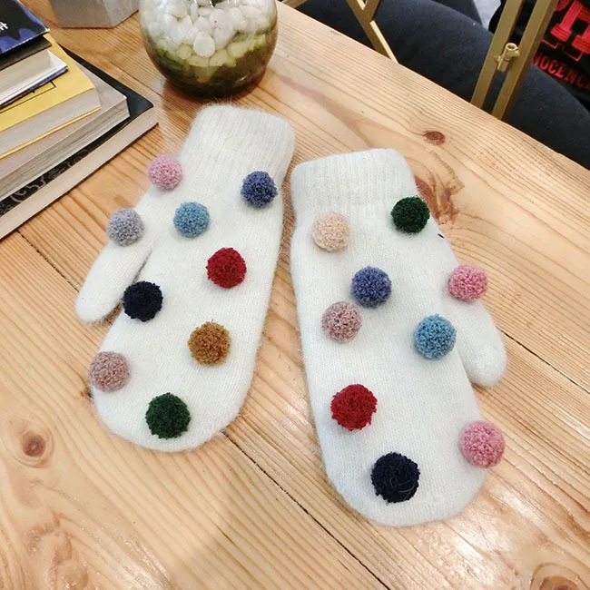 Guantes de invierno caulidos de navidad Guantes de ratón de dibujos animados Guantes de dedo completo lindos Guantes de invierno gruesos de punto Caldo