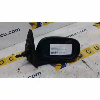 

RIGHT REARVIEW Nissan MICRA (K11)