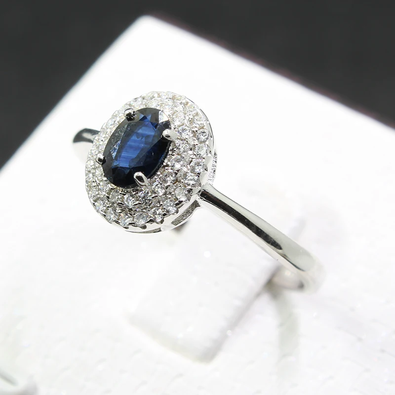 Классическая искусственная кожа 4 мм * 6 натуральная темно синяя однотонная