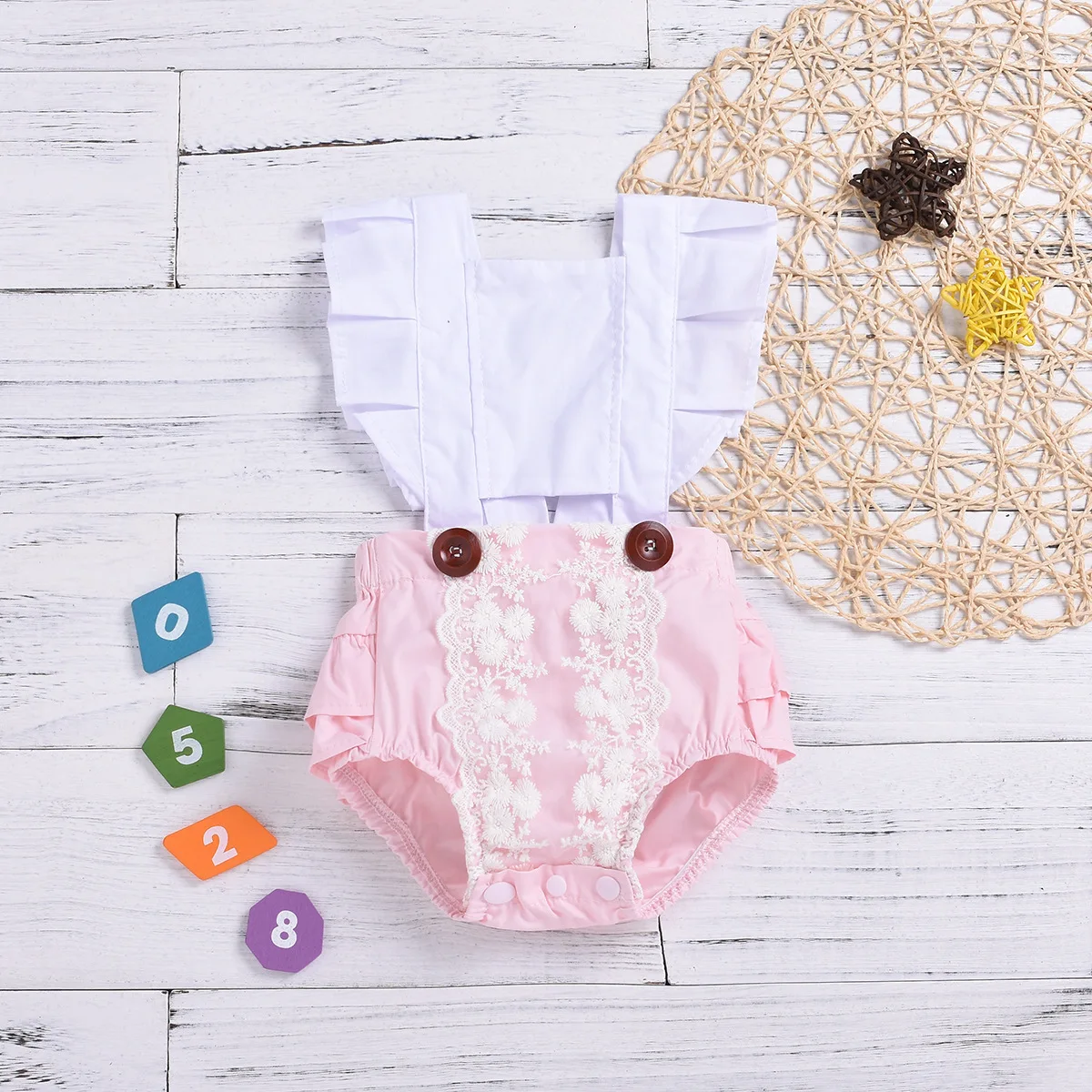 

Girl's Onesie Summer New Style Lace Bib Triangle Romper Children's Clothing Western Style Baby Crawling Clothes