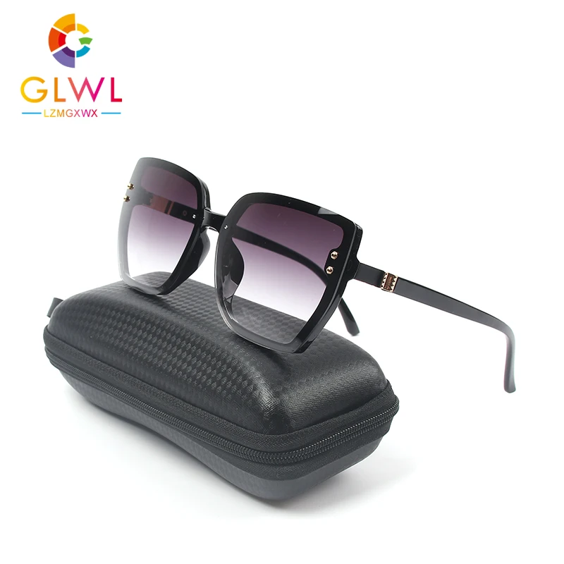 

Sunglasses Women Cat Eye Sun Glasses For Woman 2020 Vintage Female Shades Colored Frames Eyewear Case Retro Oversize Sunglass