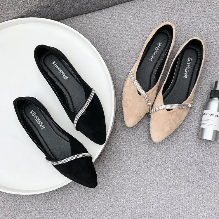 

2019 Autumn Trend New Style Soft Suede Flat Heel Pointed Shoes-