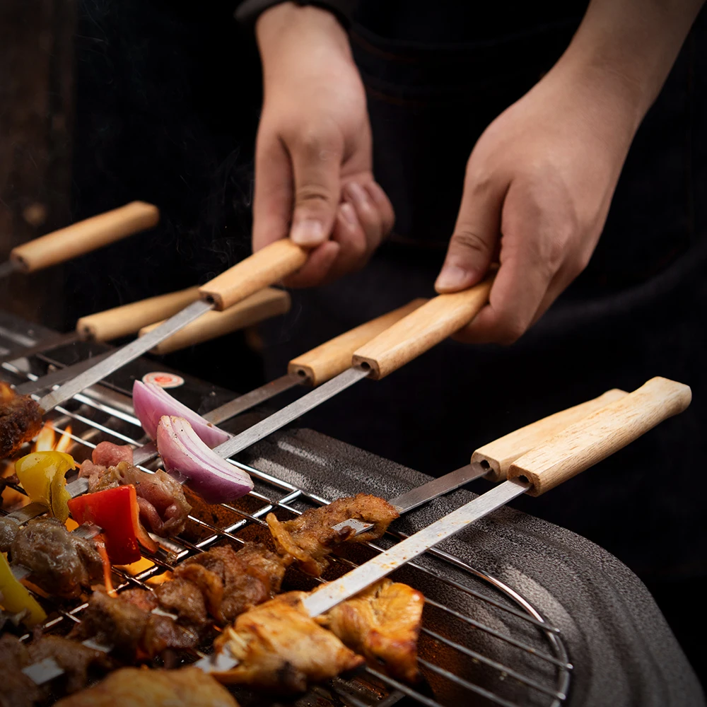 WAK Outdoor 8PCS BBQ Skewers Tools Polishing Wooden Handle Grill Roasting Sticks 43.5cm Camping Set Storage Bag Kiit