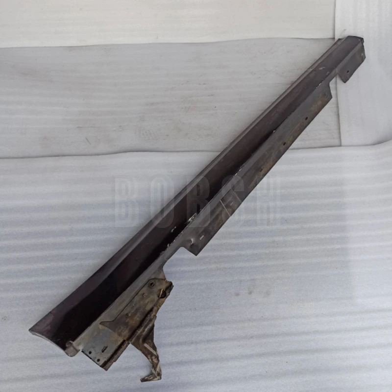 

Car Door sill trim 2005-b mwE90 320d M47N2 320i N46 325i N52 316i N45 Large bottom side of the body Side beam 51777164796