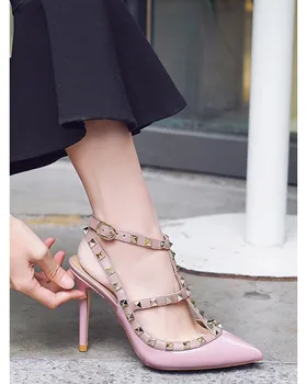 

[Worry Girl WUYOUNV] Hollow stiletto high heel rivet pointed sandals willow nails Baotou non-slip sole shoes women