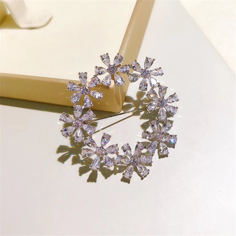 Broche couronne Simple en strass, broches de mariage en cristal pour