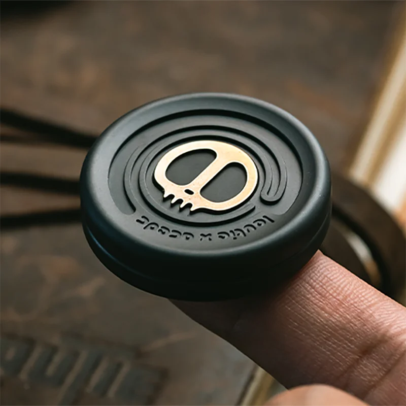 Stock ACEdc LAUTIE Co-branded Devil Milk Haptic Coin EDC Decompression Toy 1 Stock ACEdc LAUTIE Co-branded Devil Milk Haptic Coin EDC Decompression Toy 1