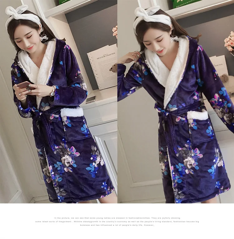 Winter Bathrobe Women Pajamas Bath Flannel Warm lingerie Robe Sleepwear Womens Robes Coral Velvet Nightgowns Girl Home Clothing