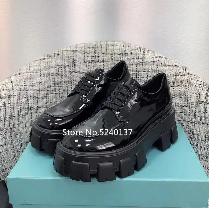 Новинка; модные дизайнерские черные женские кроссовки из натуральной кожи на толстой подошве; повседневная обувь на платформе со шнуровкой; Femme