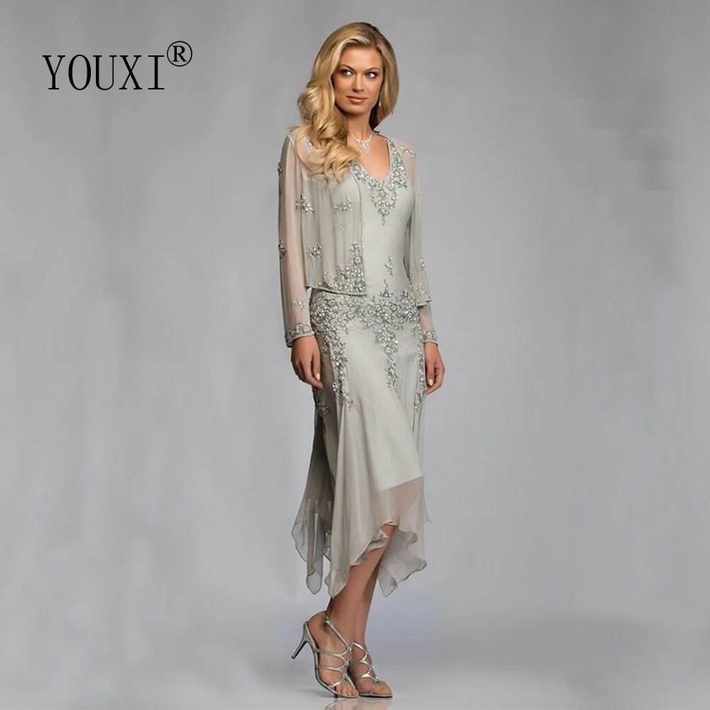 Gorgeous EEN Lijn Twee Stuk Chiffon Moeder van de Bruid Jurken met Lange Mouwen Mid Carf Wedding Party Avondjurken jurken Gorgeous EEN Lijn Twee Stuk Chiffon Moeder van de Bruid Jurken met Lange Mouwen Mid Carf Wedding Party Avondjurken jurken