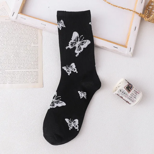 Cartoon socks retro cute bow print white black couple calcetines funny harajuku fashion women cotton long skarpetki chaussette 3
