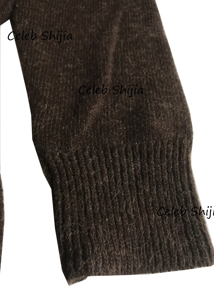 6757856