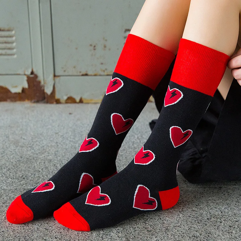 

Women Socks 2019 Autumn New Fashion Wild Stretch Heart Comfortable Cotton Happy Student Literary Leisure Crew Cute Socks Women