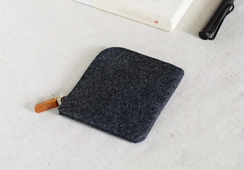 2992328644_1804961003