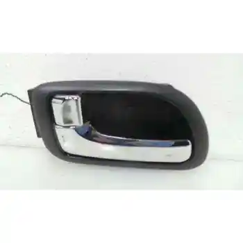 

826104D010 HANDLE INNER FRONT LEFT KIA CARNIVAL
