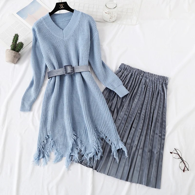

2019 New Autumn and Winter Women's Two-piece Skirt Set Casual V-neck Long Tassel Sweater + Pleated Velvet Skirt