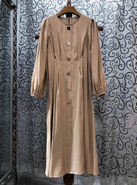 

2019 Early autumn new women's round collar button decorative long-sleeved solid color dress 805