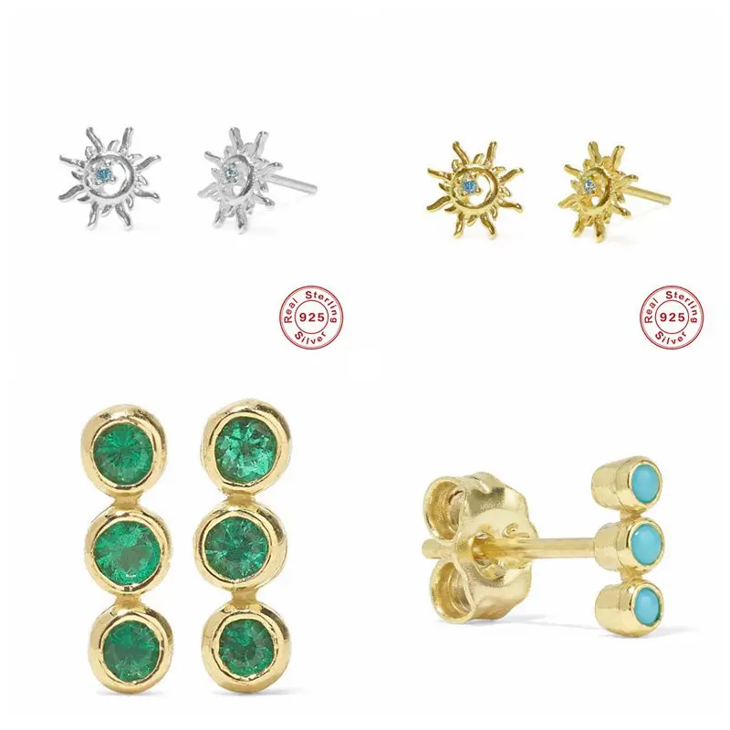 Серьги гвоздики женские из серебра 925 пробы с тремя Зелеными камнями в одном