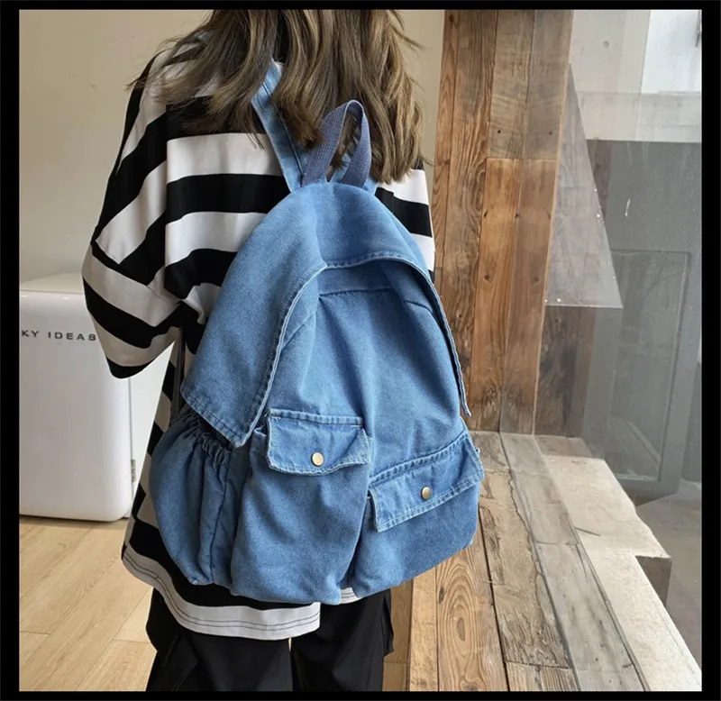 15752759417_1998858109