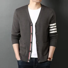 

2022 Luxury TB Fashion Brand Thom Sweaters Men Slim Fit V-Neck Striped Cardigans Clothing Striped Cotton Casual Coat England