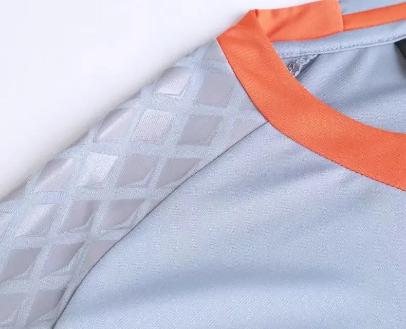 7483400247_1649322912