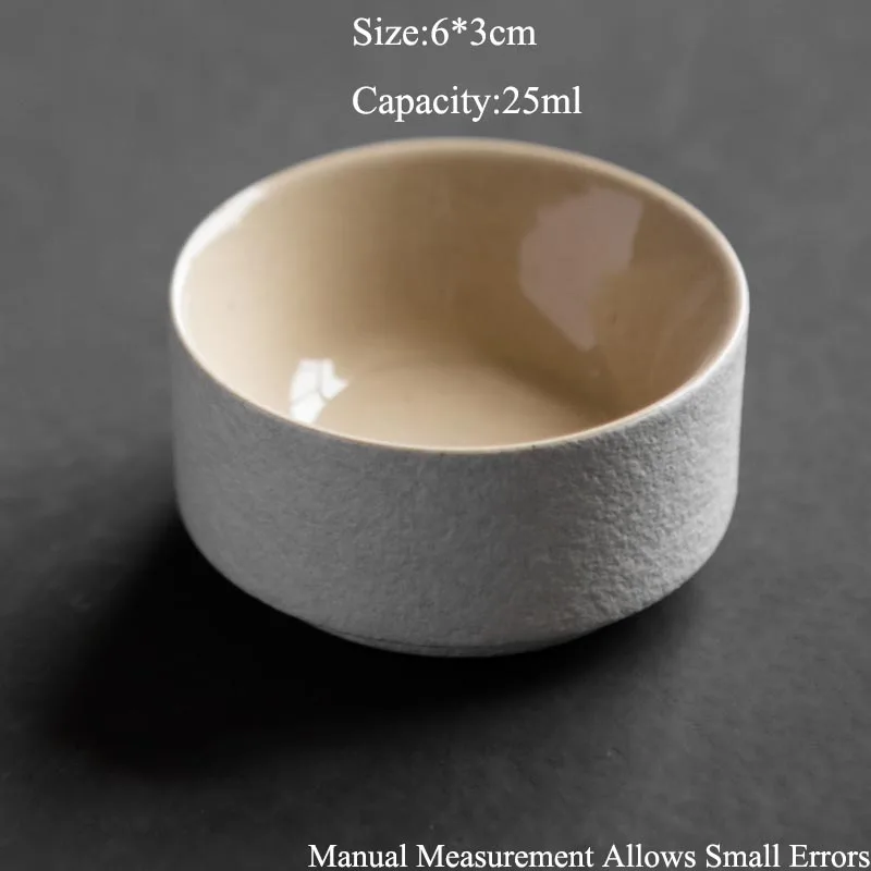25/30ml Double Layer Anti-scalding Coarse Pottery Teacup Japanese Style Kung Fu Teacup Tea Ceremony Drinkware Black Zen Sake Cup - Цвет: C