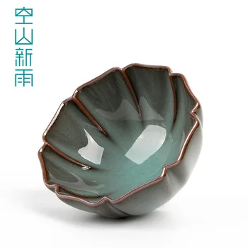 

Creative Longquan Celadon Geware Tire Iron Handmade Master Cup Tea Cup Ceramic Tea Cup