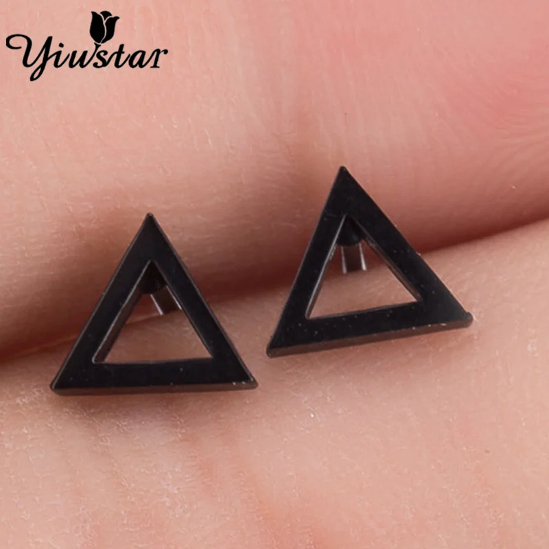 Yiustar полые геометрические треугольные серьги-гвоздики серьги для женщин, девушек, детей мини ювелирные изделия Черный Нержавеющая сталь Серьги pendientes панк