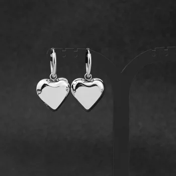 

New Not Fade Stainless Steel for women Small Heart Stud Earrings Three-dimensional Wholesale Tiny Korean Earring Jewelry kpop