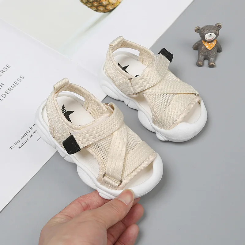 Claladoudou 12-16CM Kids Sandals Mesh Breathable Baby Girls Hollow Pure Sandals Closed Toe Infant Party Soft Flats Walkers