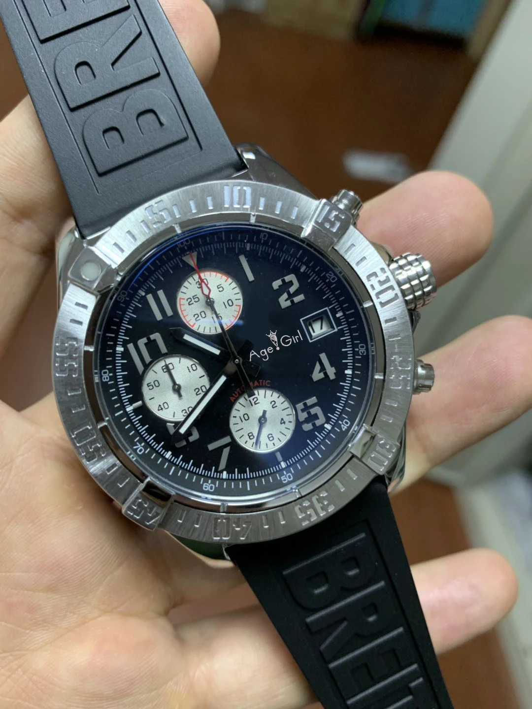 

Luxury Brand New Quartz Chronograph Men Stopwatch Sapphire Crystal Japanese Rotatable Bezel Black Rubber Sport Watches Limited