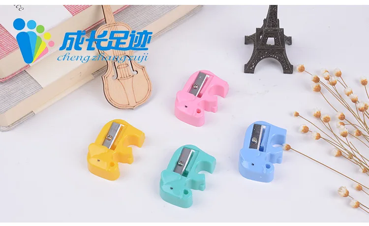 Qian Wang Stationery Manufacturers Direct Selling Small Elephant Pencil Sharpener Plastic Pencil Sharpener Penknife