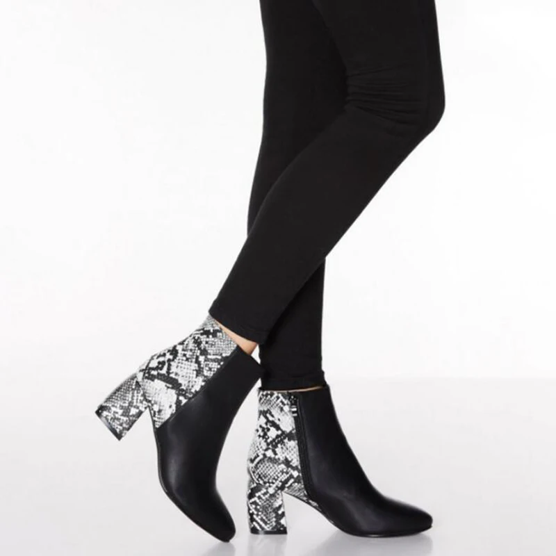 

2019 winter new fashion boots snake pattern boots high heel 7cm European and American boots female large size pu leather shoes