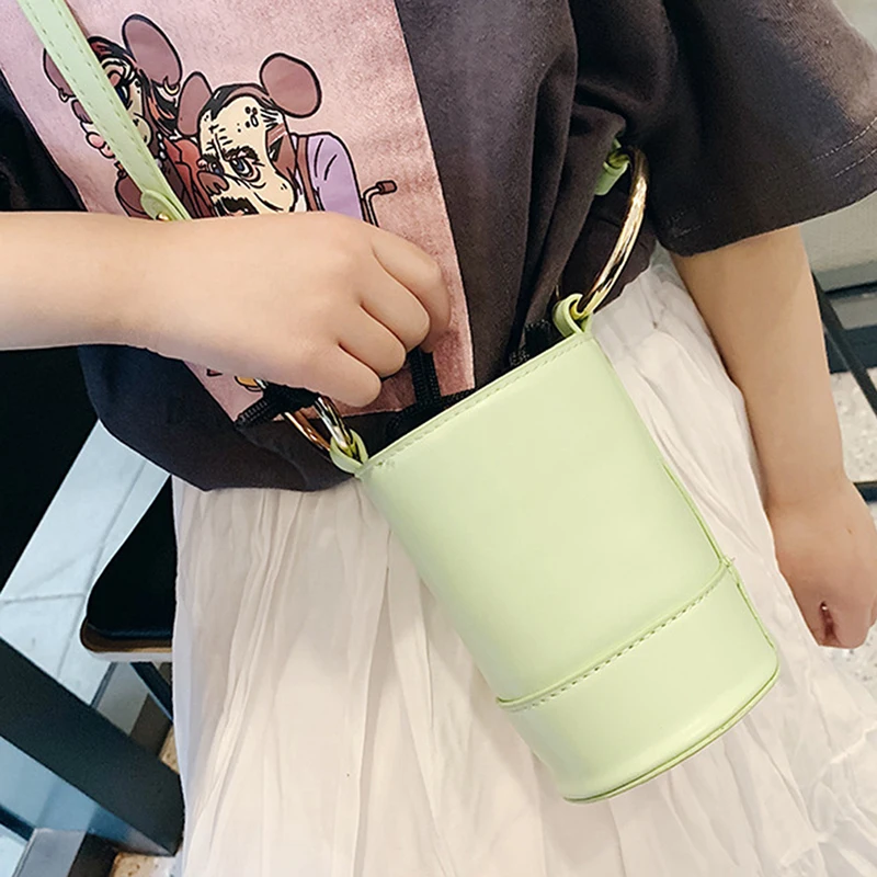 

Fashion children's bag new shoulder child cute cylindrical bucket bag wild diagonal portable mini bag