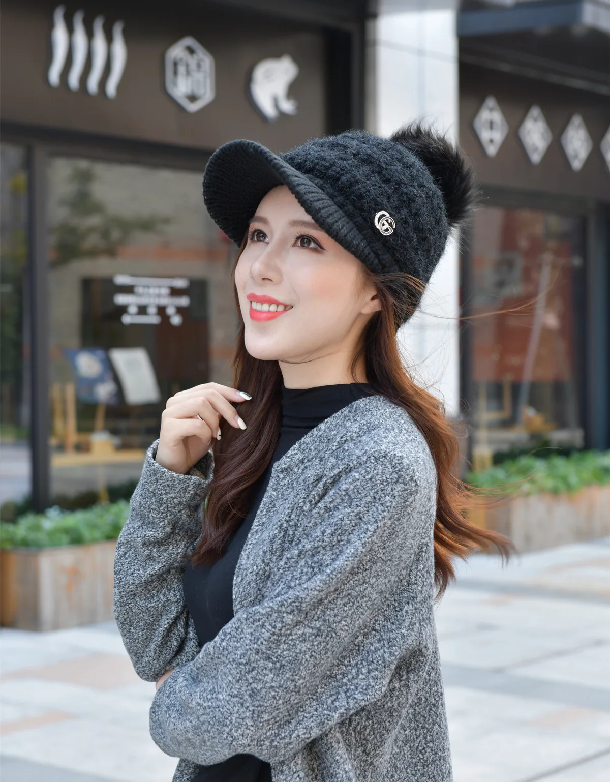 Hats Woman Increase Down Thickening Keep Warm Gg Mark Solid Color Earmuffs Peaked Cap Knitting Wool Hat Beret