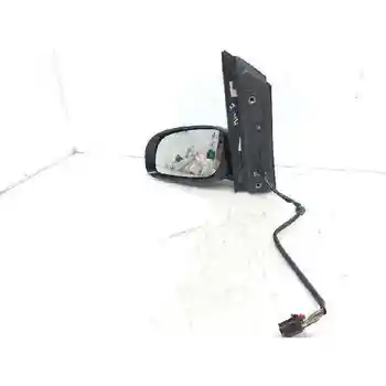 

073015LL LEFT REARVIEW VOLKSWAGEN TOURAN (1T1)