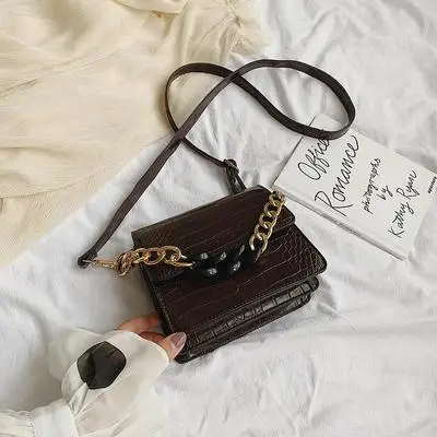 Женская сумка через плечо с узором «крокодиловая кожа», маленькая сумка с клапаном, с буквенным принтом, женские Сумки из искусственной кожи, дизайнерская вечерняя сумка - Цвет: Шоколад