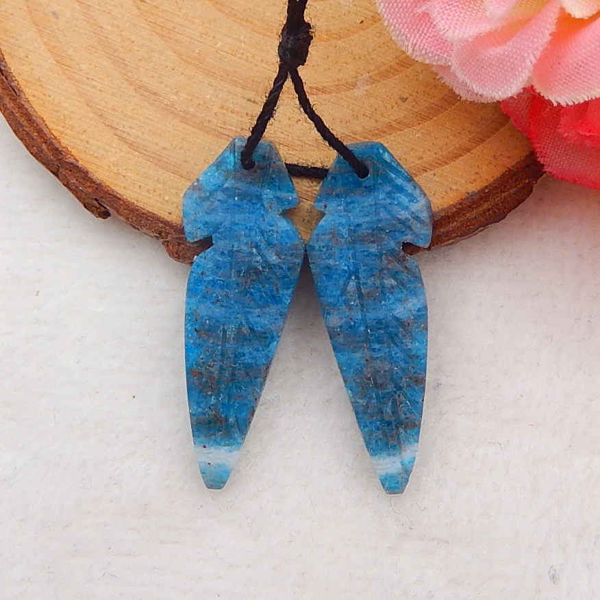 Semi-precious Stones Jewelry accessories Natural Blue Apatite Crystal Carved Feather Earring Beads 33x11x4mm 4.8g | Украшения и