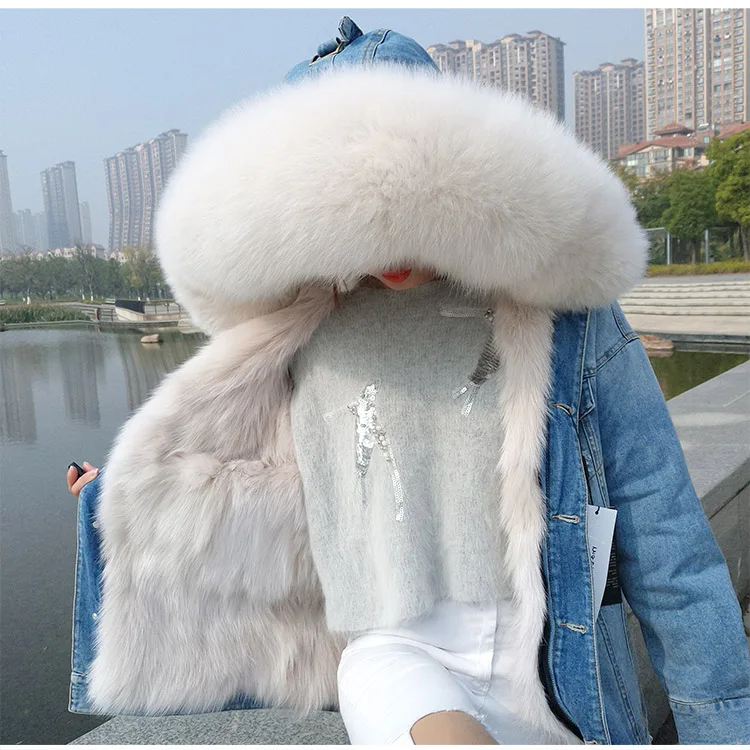 Джинсовая куртка с натуральным лисьим мехом, зимняя куртка, длинная, стильная, из енота, с большим меховым воротником, с капюшоном, женское теплое зимнее пальто, верхняя одежда, парки