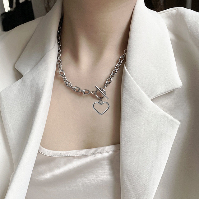 Vintage Simple Chains Necklace 2021 Geometric Love Heart Pendant Necklaces for Women Punk Jewelry