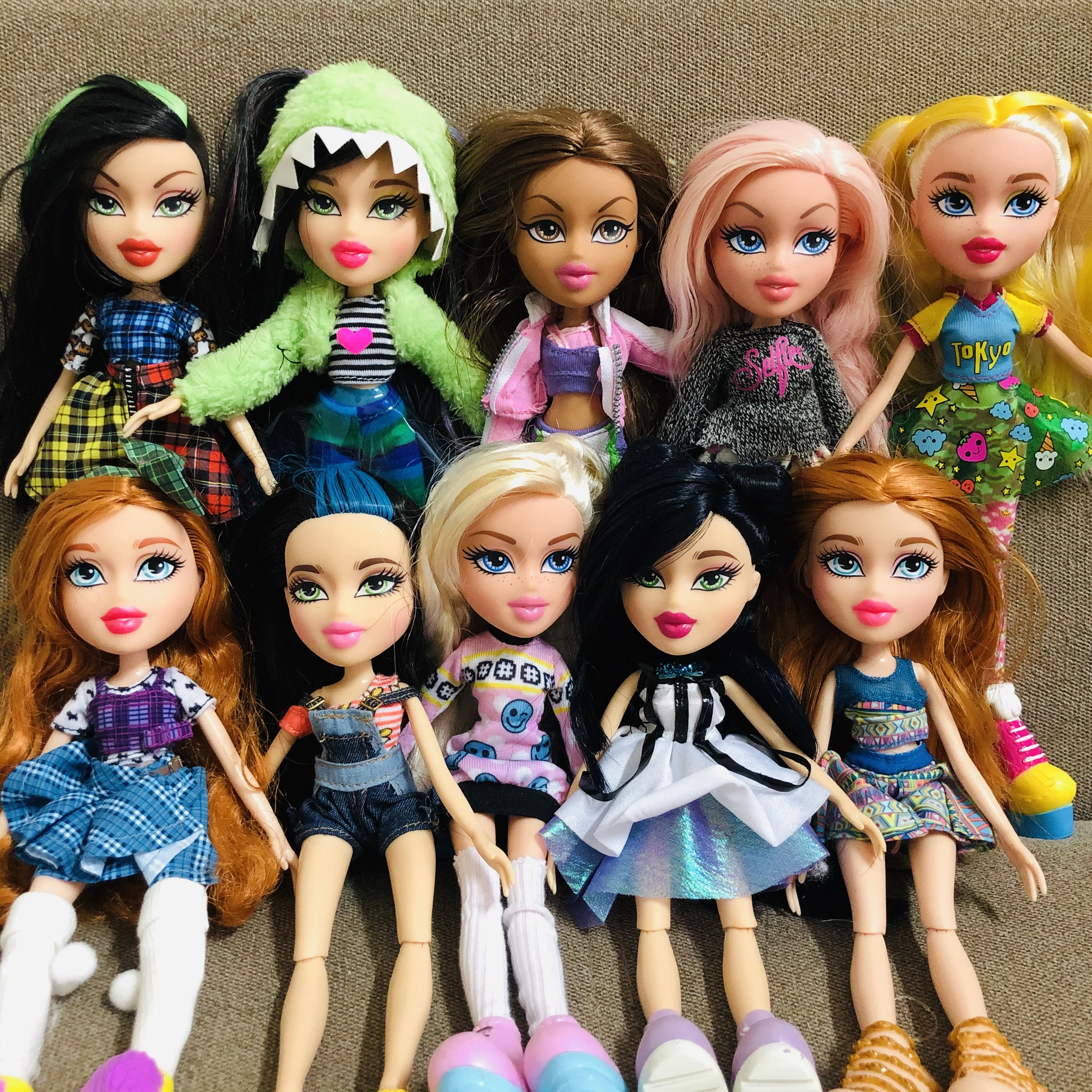 Оригинальные новые 23 см оригинальные модные фигурки BratzDoll спящие вечерние красные волосы YASMIN красивые MGAdoll лучший подарок для ребенка