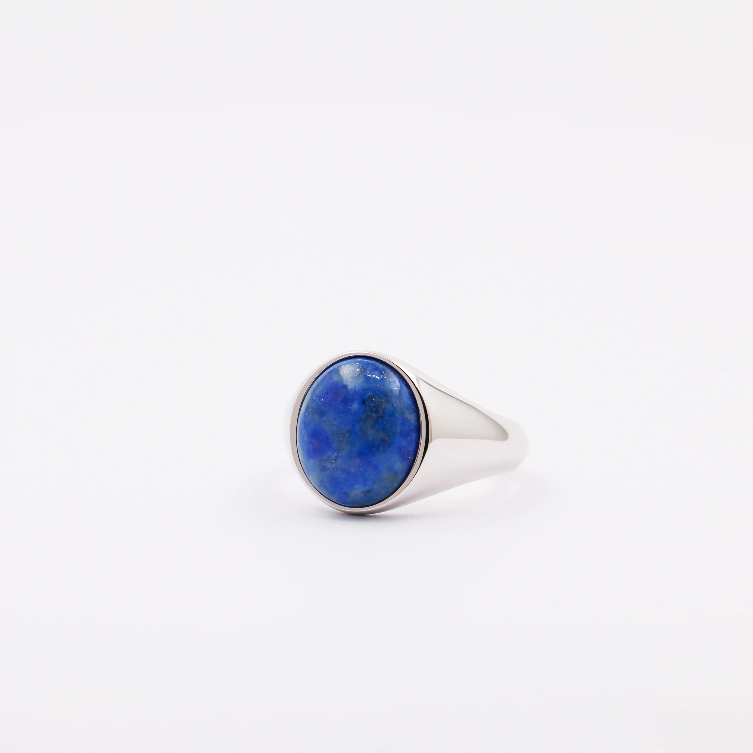 natural-lapis-oval-signet-ring