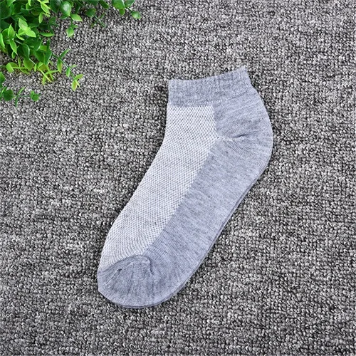 Модные повседневные мужские носки высококачественные хлопковые дышащие носки с сеткой короткие носки-тапочки мужские невидимые носки с закрытым носком - Цвет: Серый
