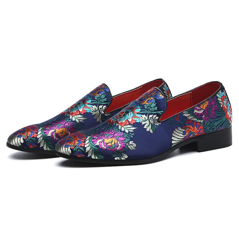 Male Embroidered Floral Loafers Men Smoking Slippers British Male Wedding and Party Dress Shoes Plus Size 38-48 casual shoes,leather shoes